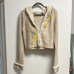 Anthropologie Cream Tan Cropped Hooded Cardigan Yellow Embroidered Flowers Large